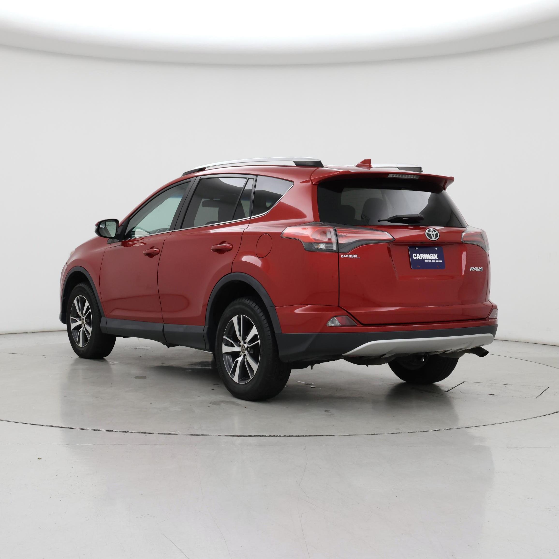 Thumbnail: 2016 Toyota RAV4 - 2