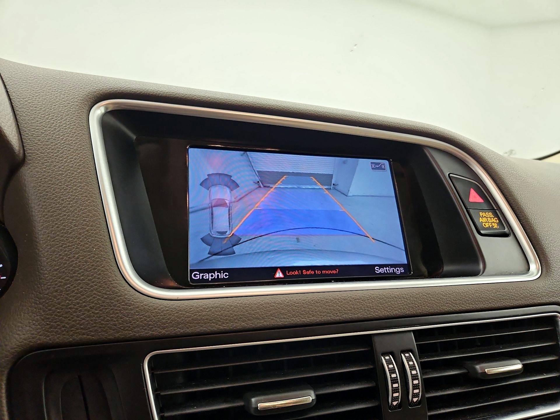 Thumbnail: 2016 Audi Q5 - 15