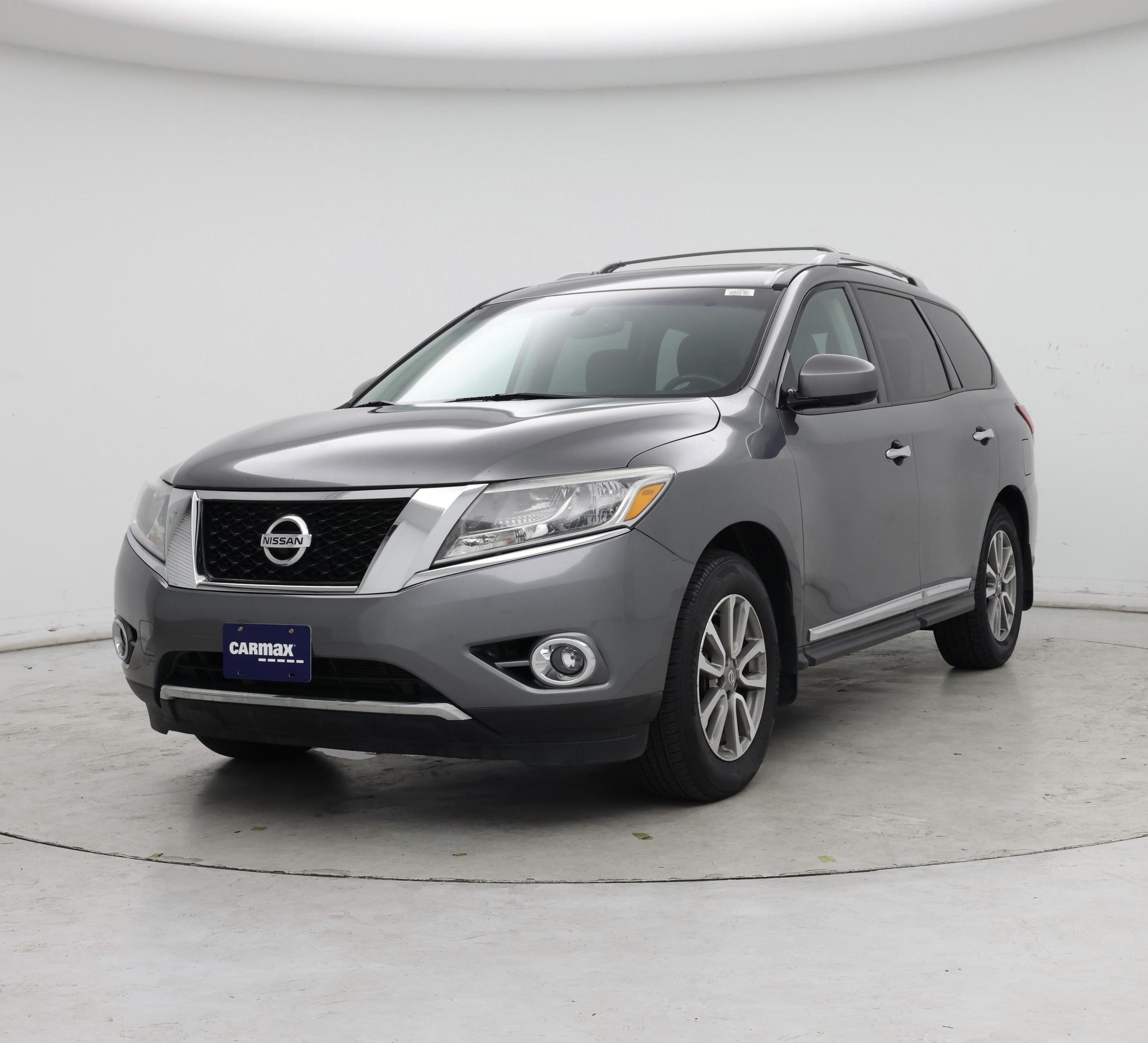 Thumbnail: 2015 Nissan Pathfinder - 4
