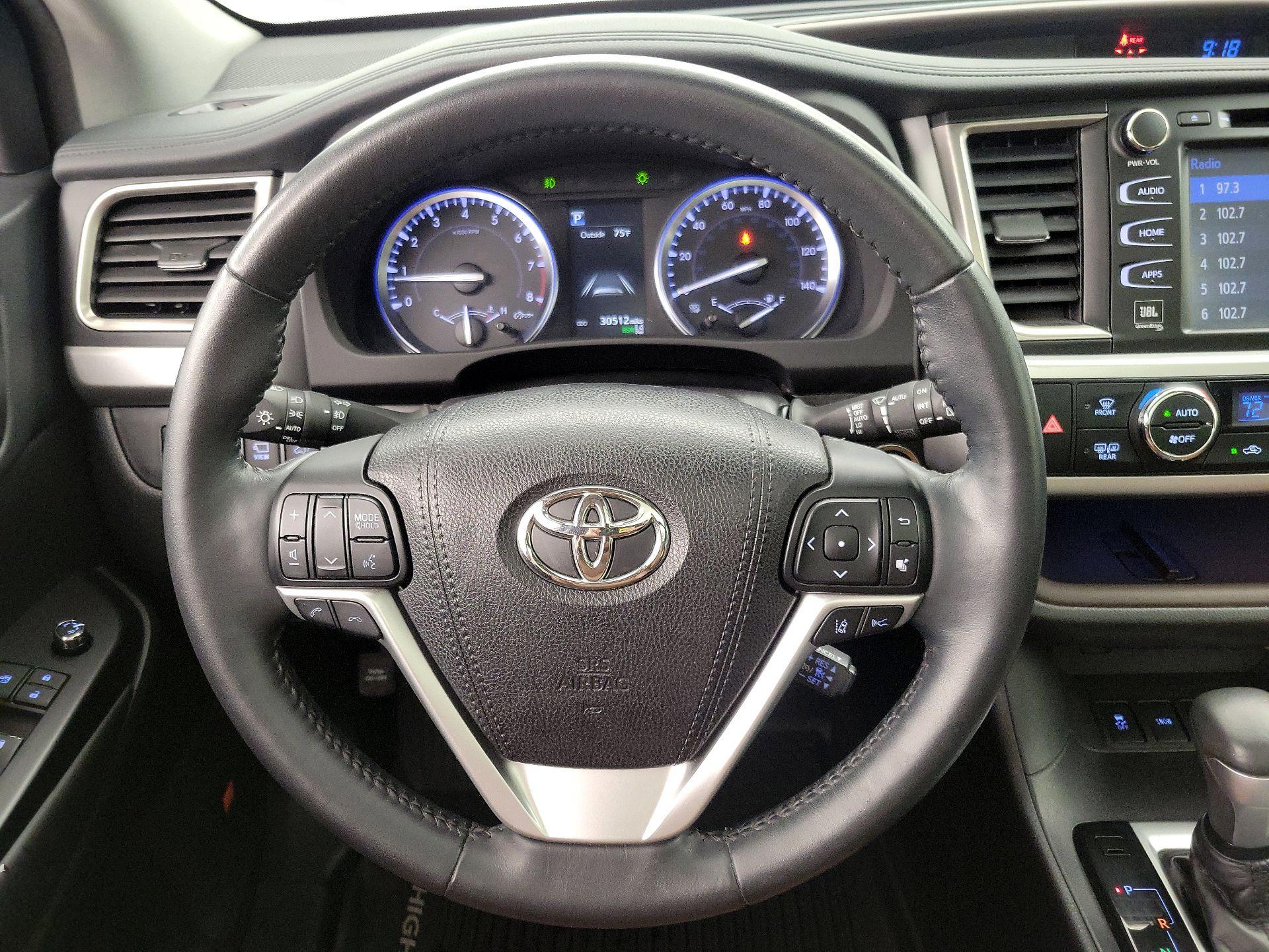 Thumbnail: 2018 Toyota Highlander - 10
