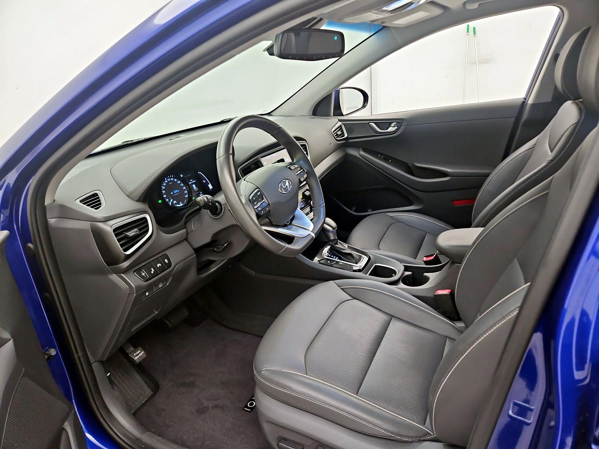 Thumbnail: 2019 Hyundai Ioniq - 11