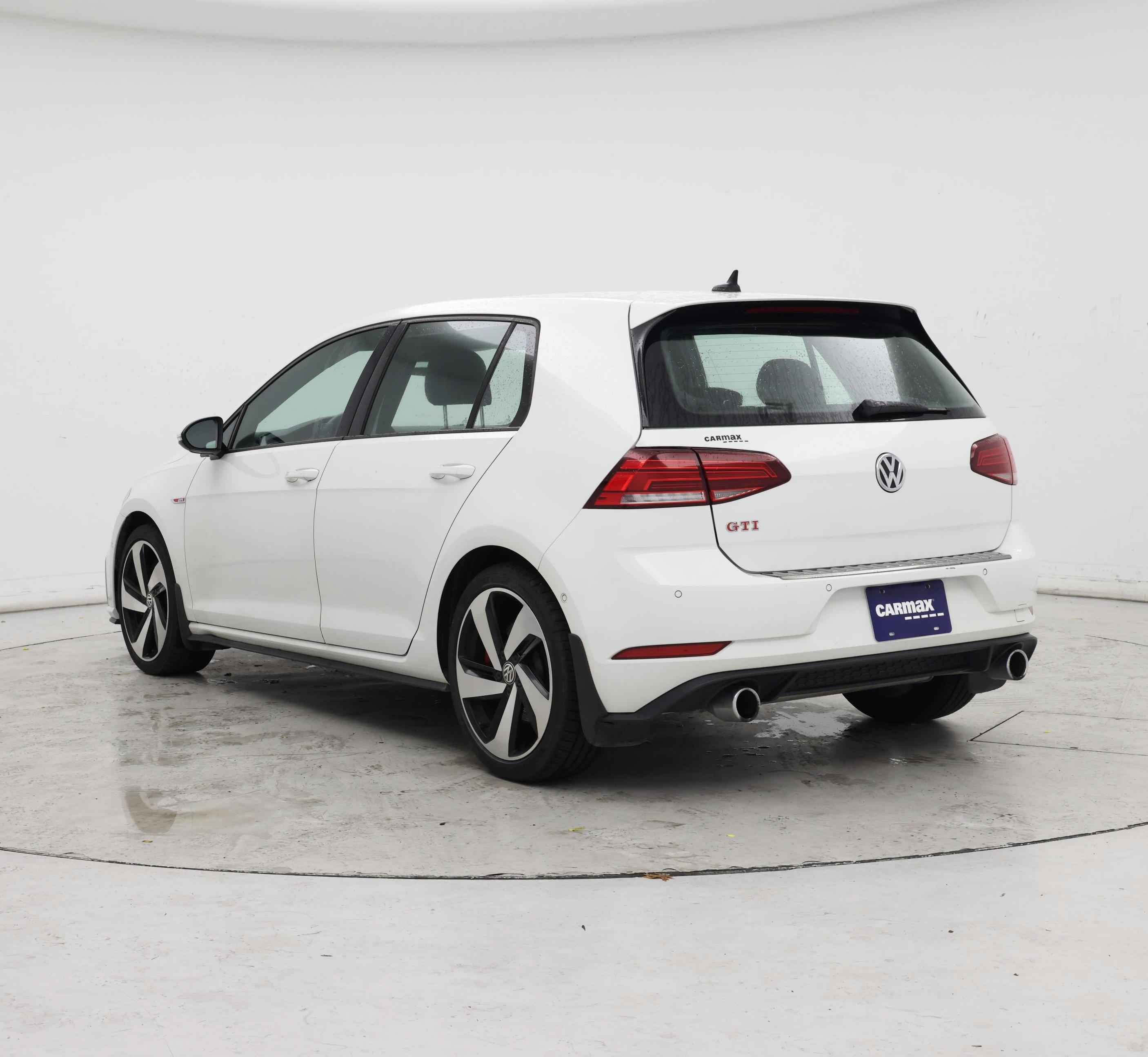 Thumbnail: 2019 Volkswagen Golf - 2