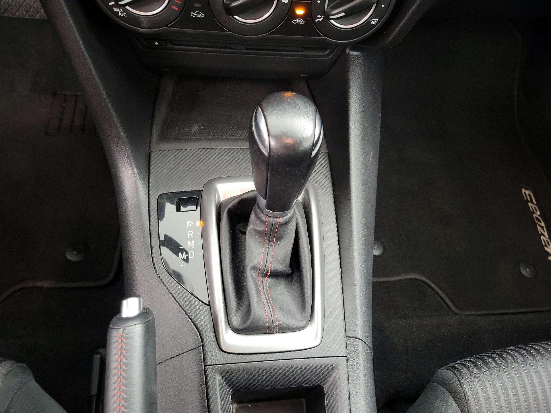Thumbnail: 2014 Mazda Mazda3 - 16