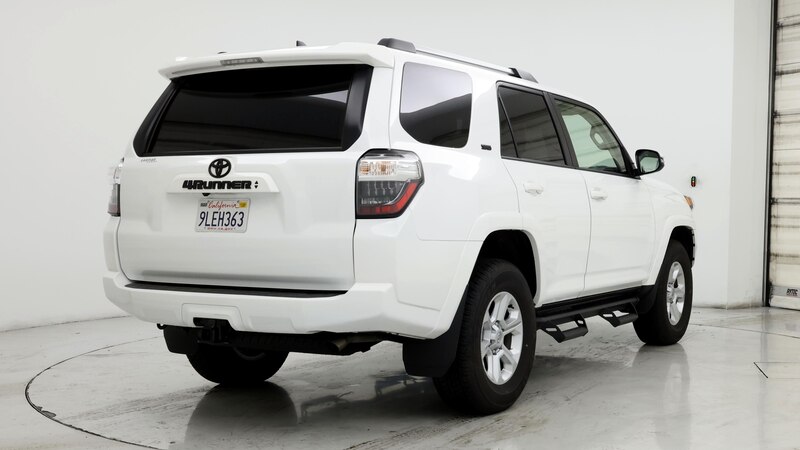 2024 Toyota 4Runner SR5 8