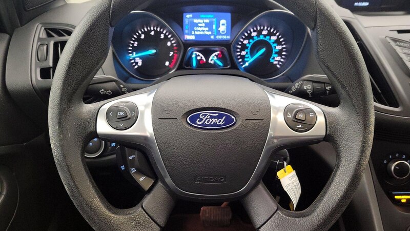 2015 Ford Escape S 10