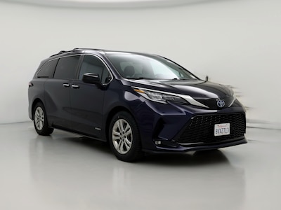 2021 Toyota Sienna XSE -
                Sacramento, CA