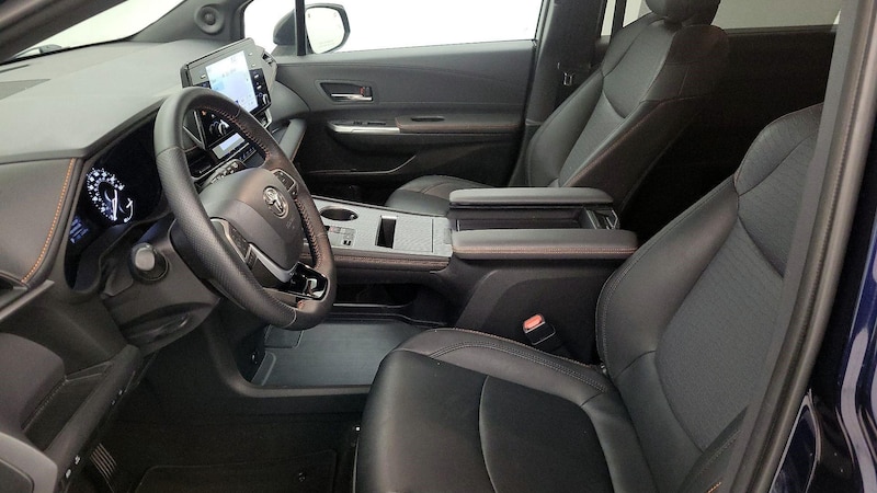 2021 Toyota Sienna XSE 11