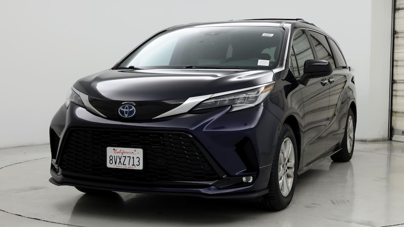 2021 Toyota Sienna XSE 4