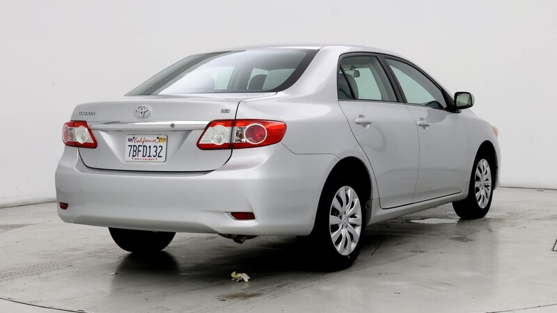 2013 Toyota Corolla LE 8