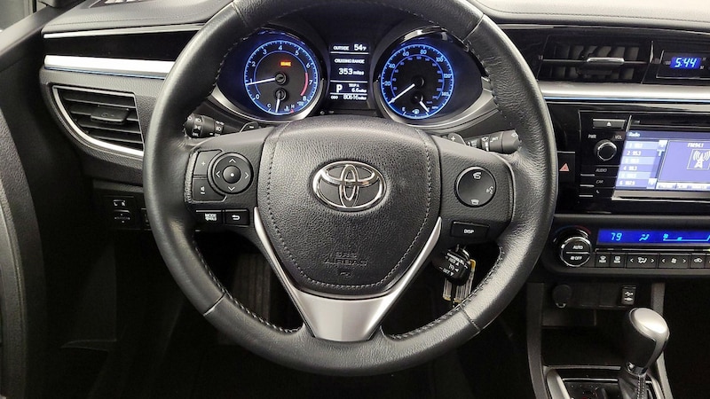 2015 Toyota Corolla S 10