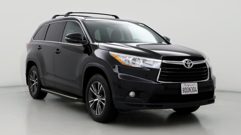 2016 Toyota Highlander XLE Hero Image