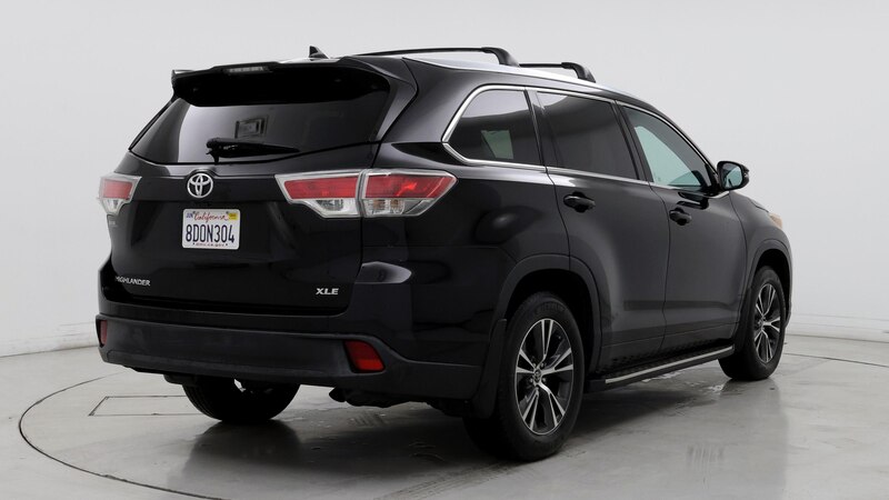 2016 Toyota Highlander XLE 8