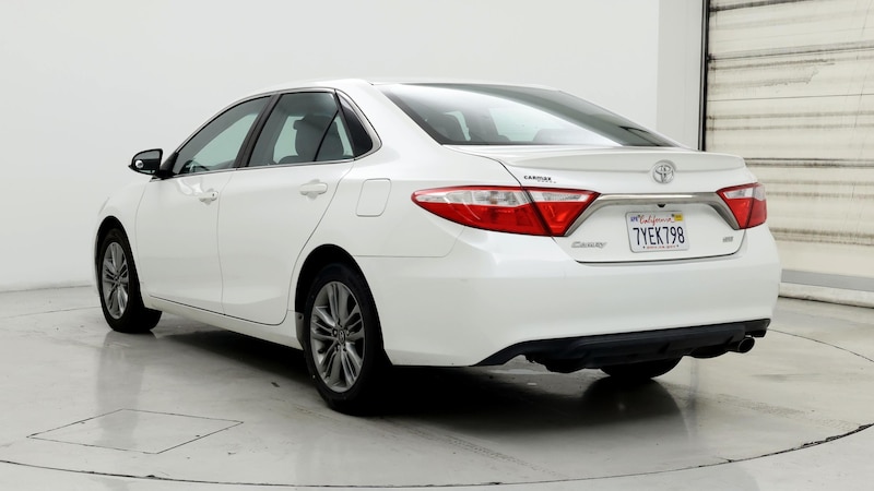 2017 Toyota Camry SE 2