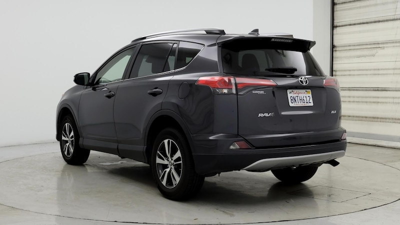 2018 Toyota RAV4 XLE 2