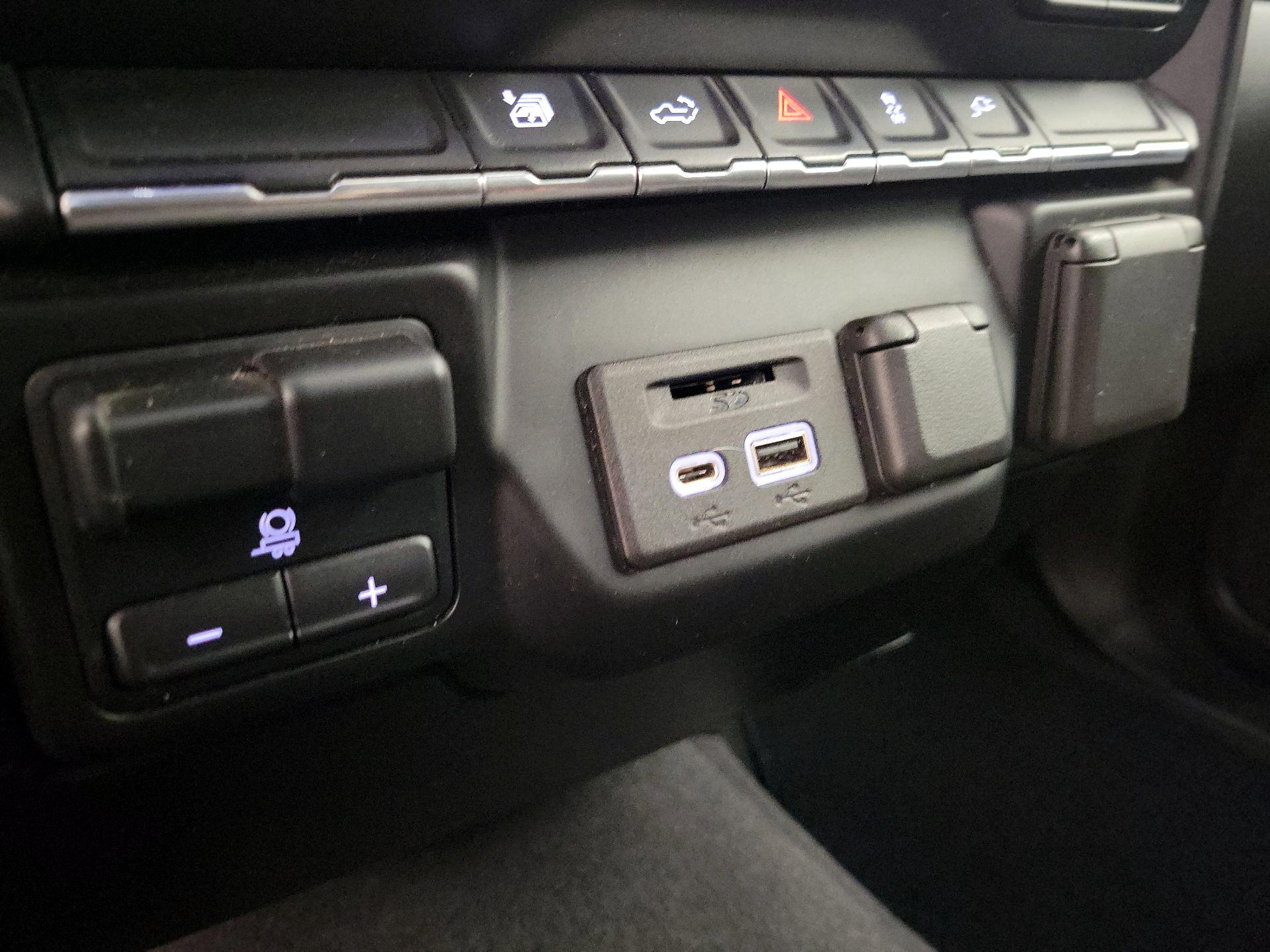 Thumbnail: 2021 Chevrolet Silverado 2500 - 18