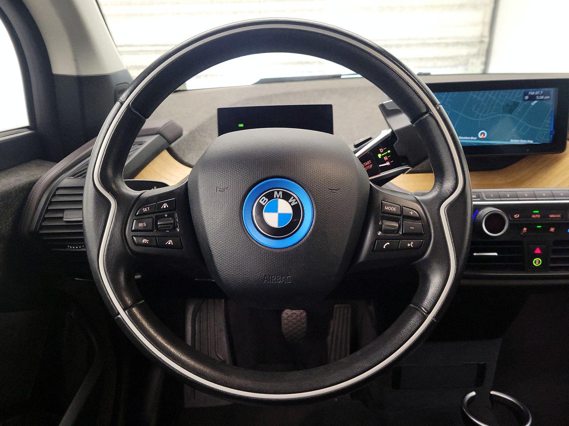 Thumbnail: 2015 BMW i3 - 10