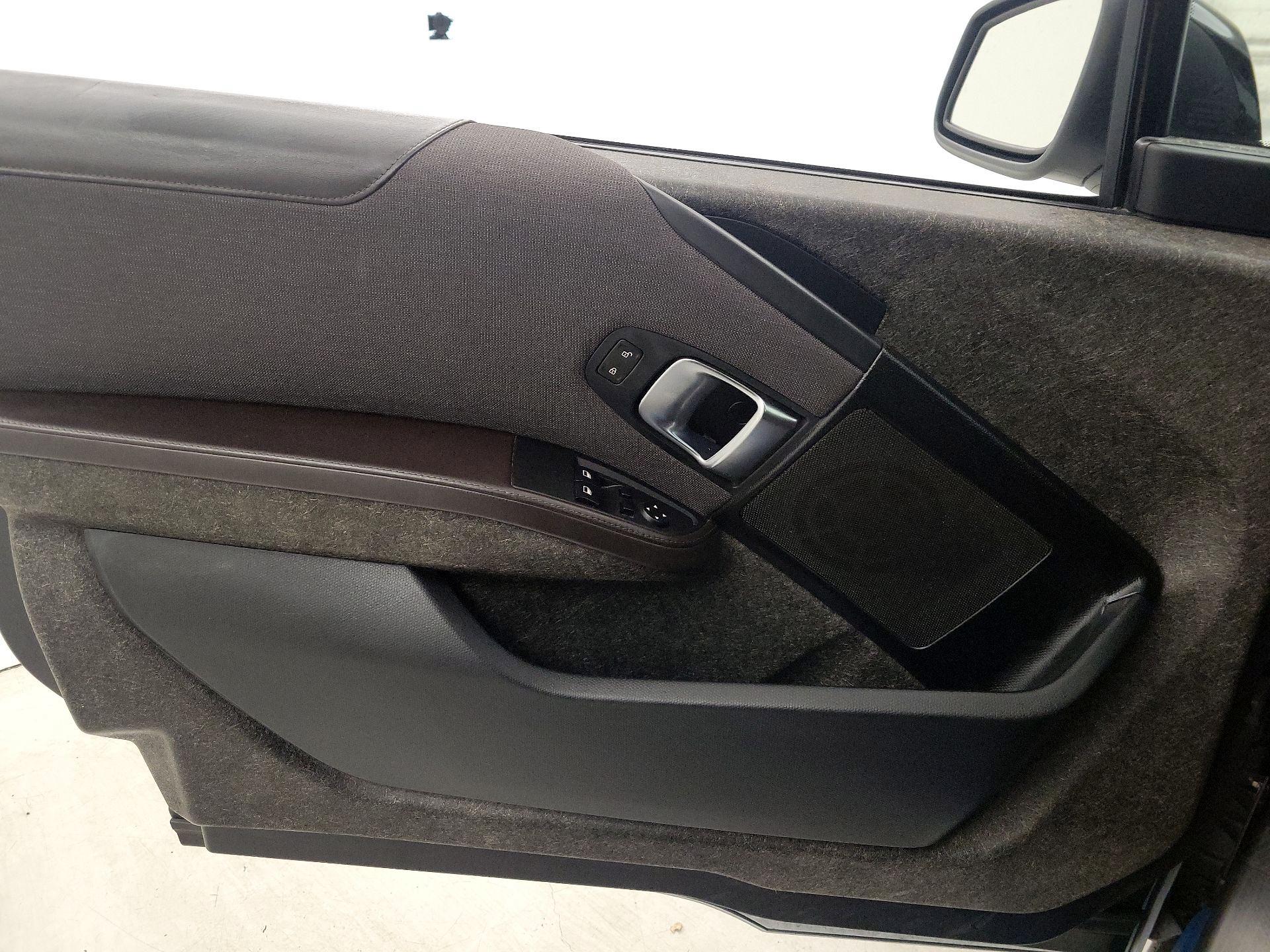 Thumbnail: 2015 BMW i3 - 12