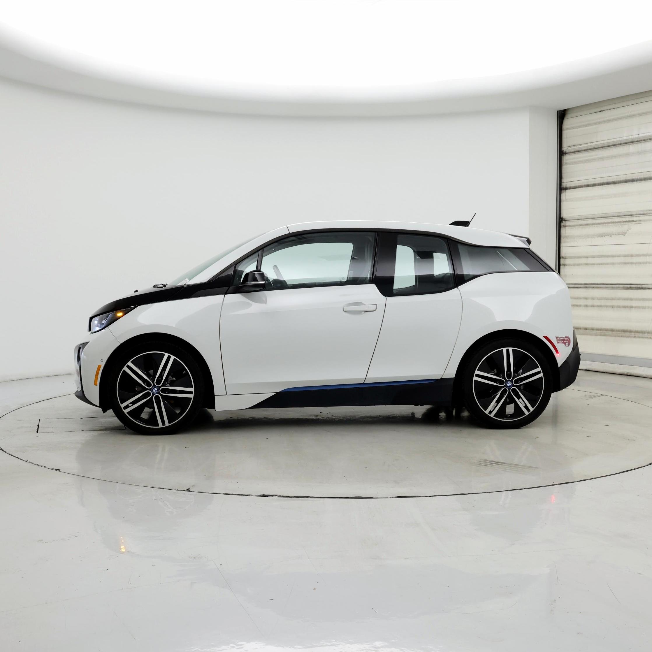 Thumbnail: 2015 BMW i3 - 3