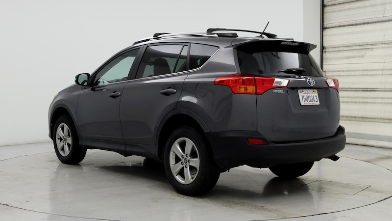 2015 Toyota RAV4 XLE 2