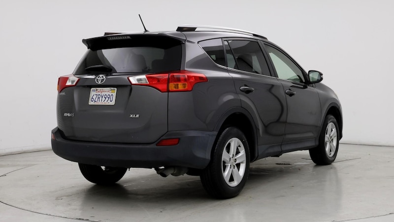 2013 Toyota RAV4 XLE 8