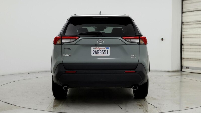 2022 Toyota RAV4 XLE Premium 6