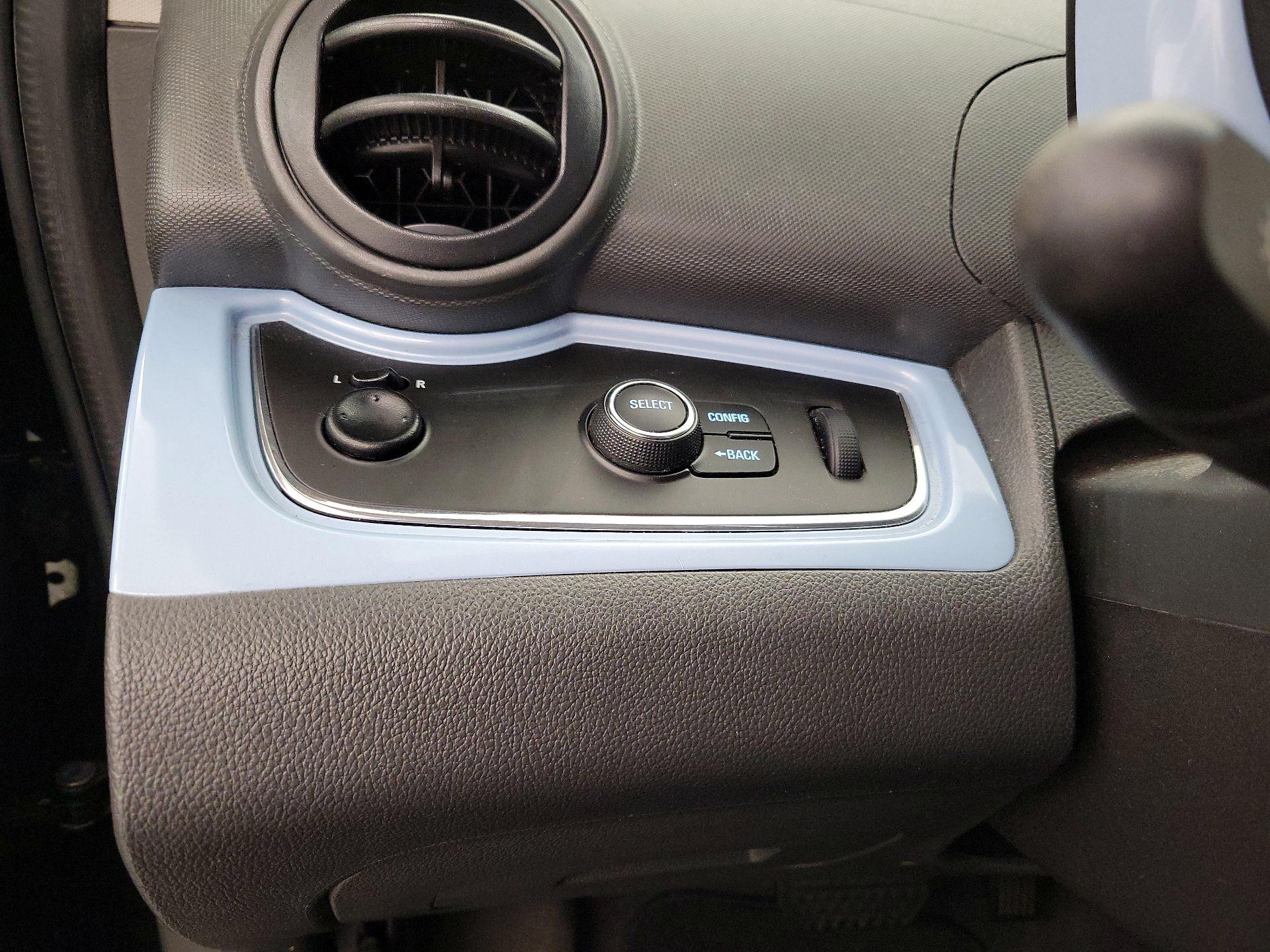 Thumbnail: 2014 Chevrolet Spark - 13