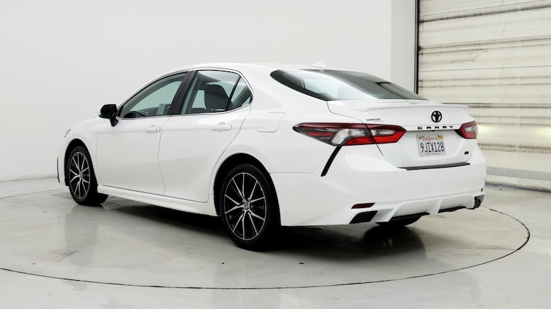 2024 Toyota Camry SE 2