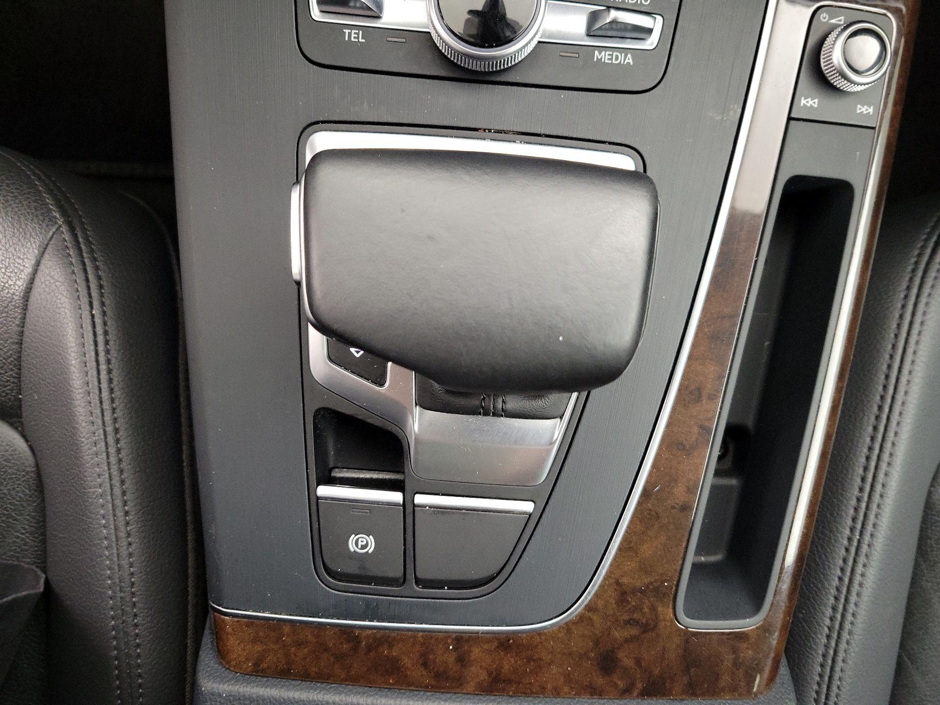 Thumbnail: 2019 Audi Q5 - 17