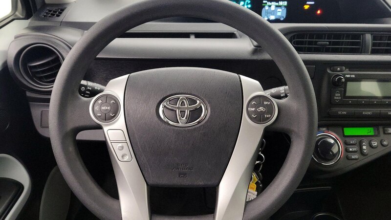 2013 Toyota Prius c Two 10