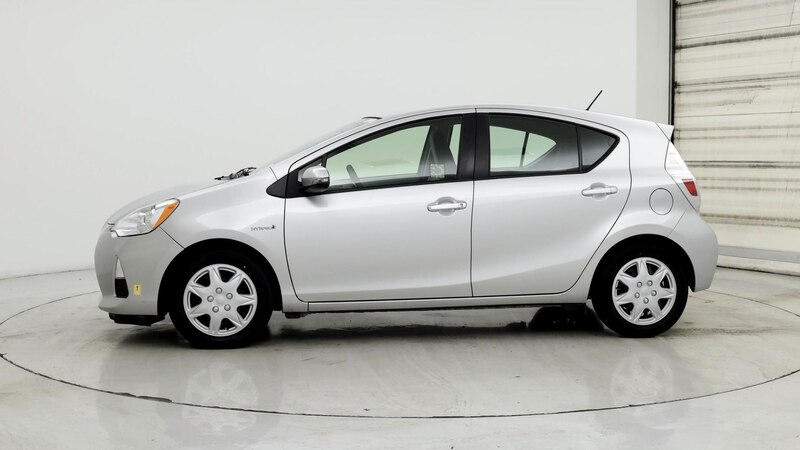 2013 Toyota Prius c Two 3