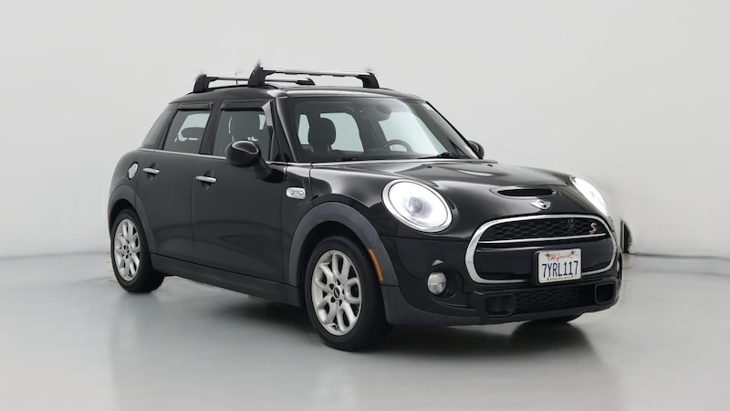 2016 MINI Cooper Hardtop S Hero Image
