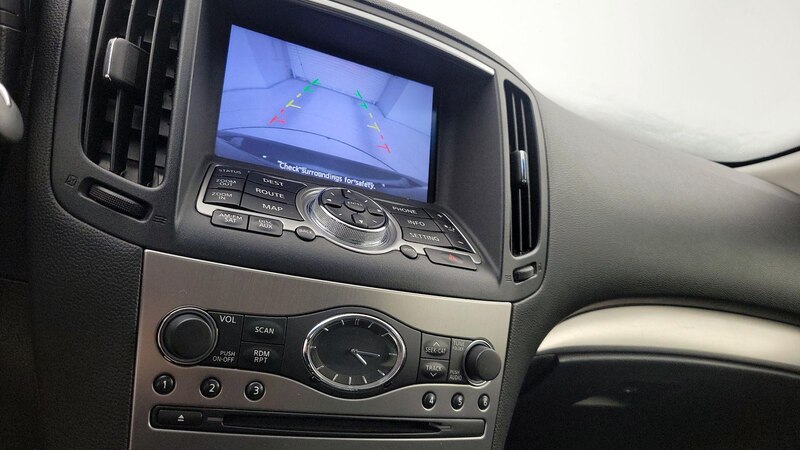 2013 INFINITI G37 Journey 15