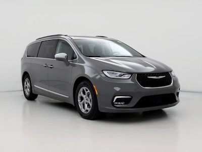 2022 Chrysler Pacifica Limited -
                Omaha, NE