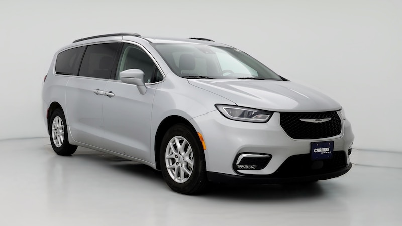 2022 Chrysler Pacifica Touring L Hero Image