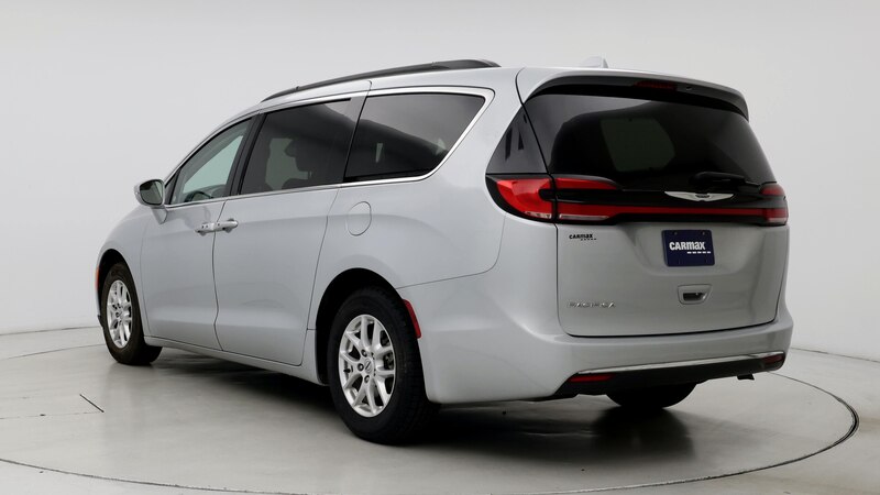 2022 Chrysler Pacifica Touring L 2