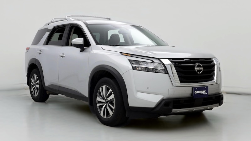 2023 Nissan Pathfinder SL Hero Image