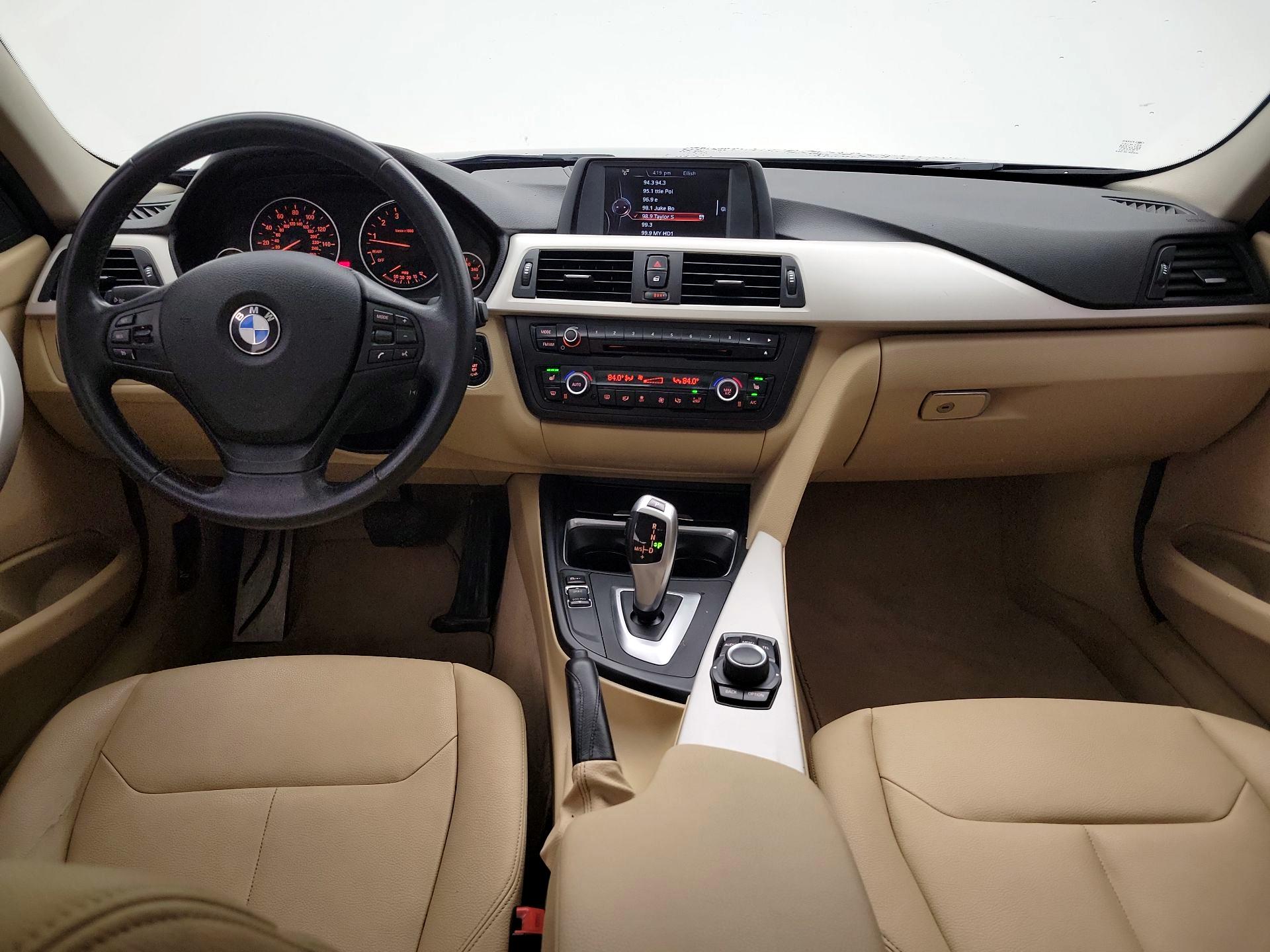 Thumbnail: 2015 BMW 3 Series - 9