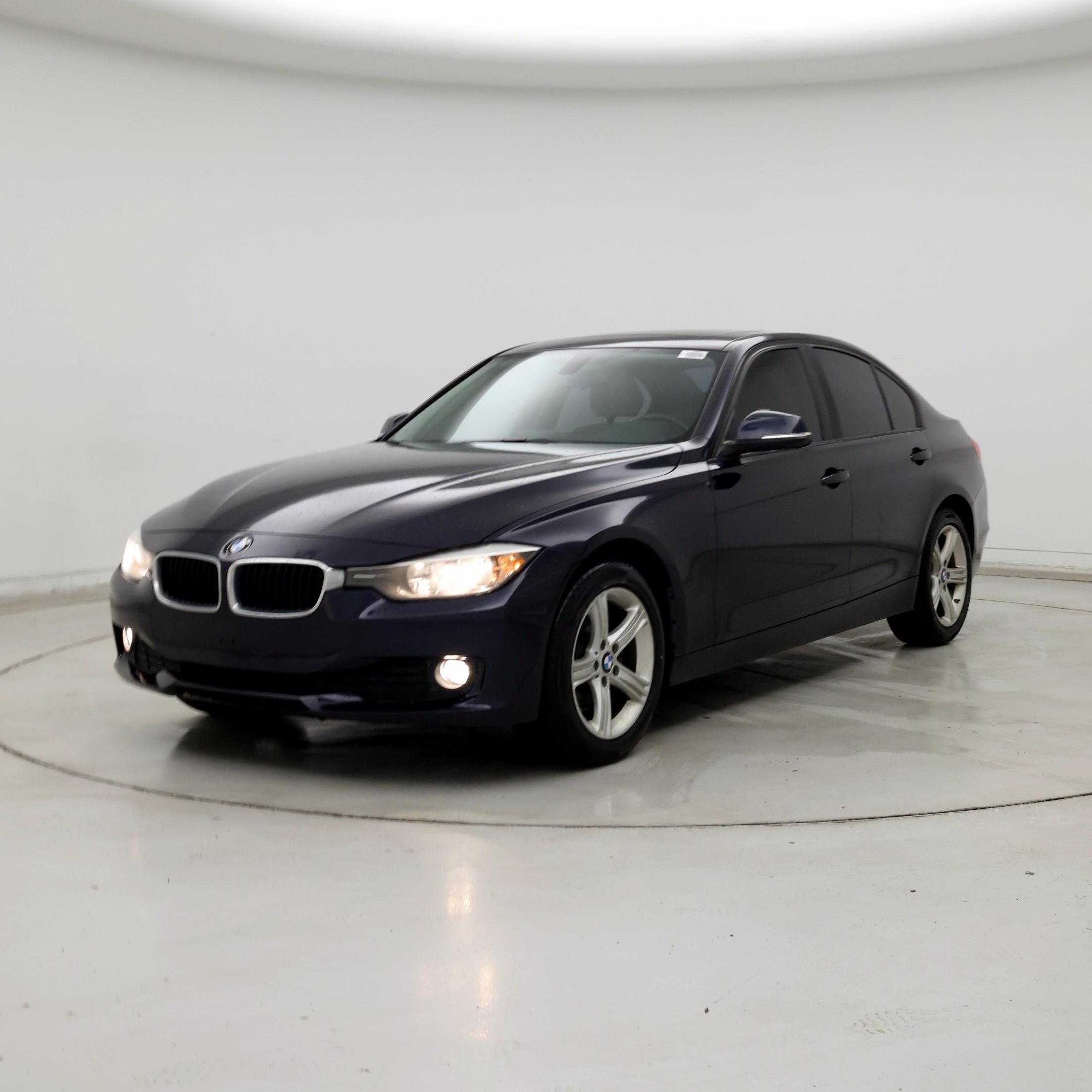 Thumbnail: 2015 BMW 3 Series - 4