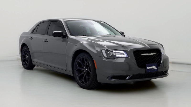 2019 Chrysler 300 Touring Hero Image