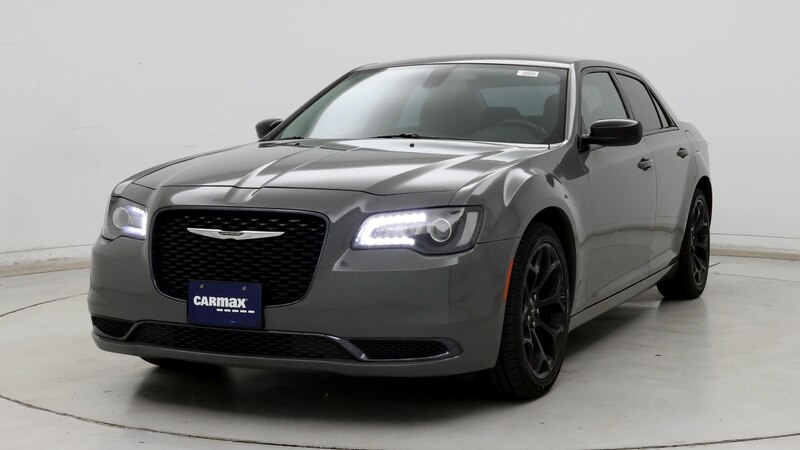 2019 Chrysler 300 Touring 4