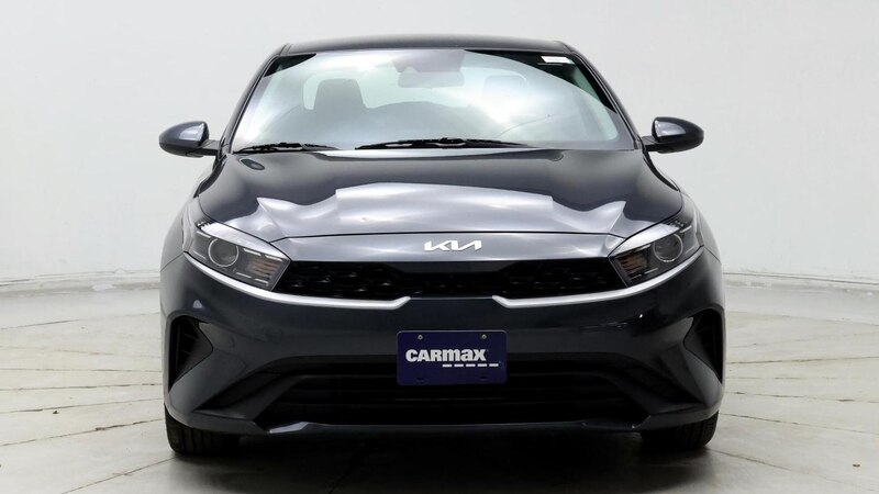 2023 Kia Forte LXS 5