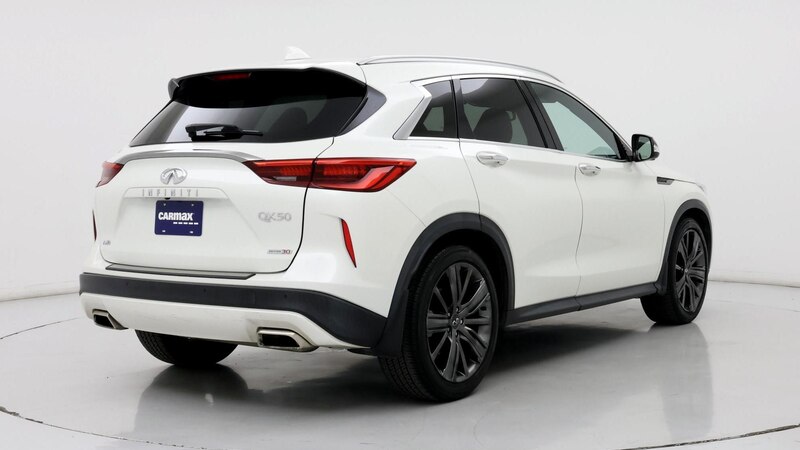 2020 INFINITI QX50 Essential 8