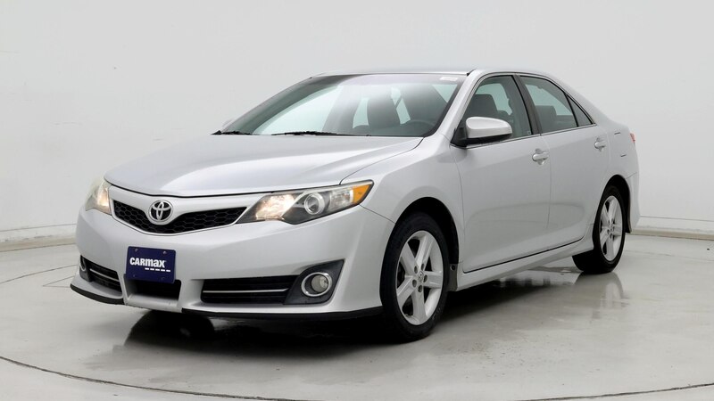 2014 Toyota Camry SE 4