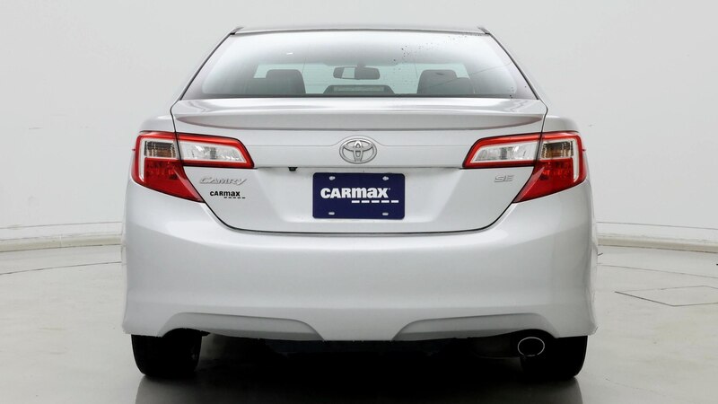 2014 Toyota Camry SE 6