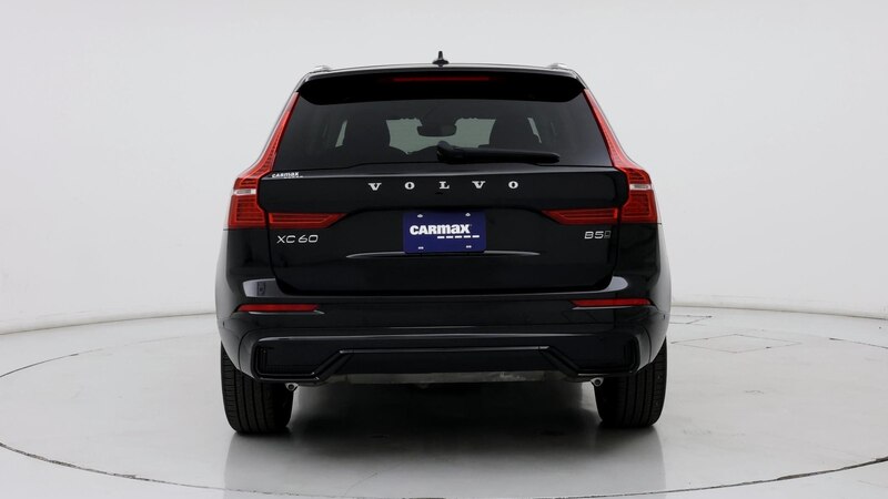 2024 Volvo XC60 B5 Plus 6