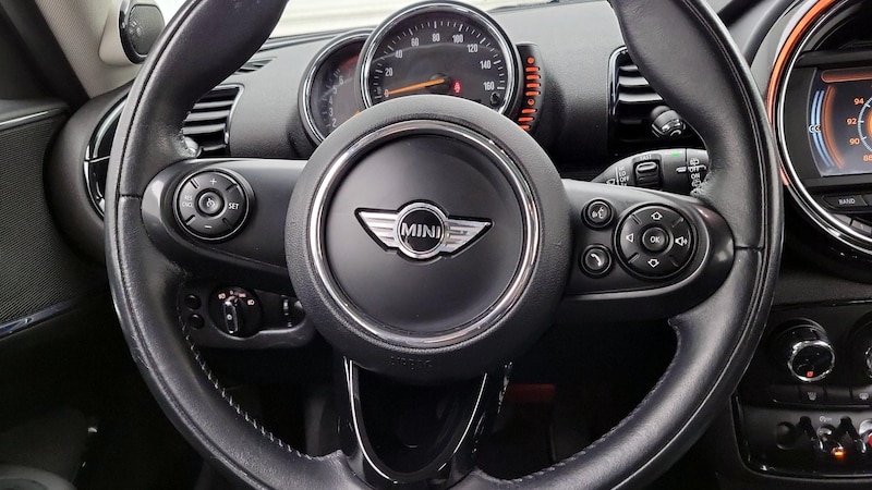 2016 MINI Cooper Clubman  10