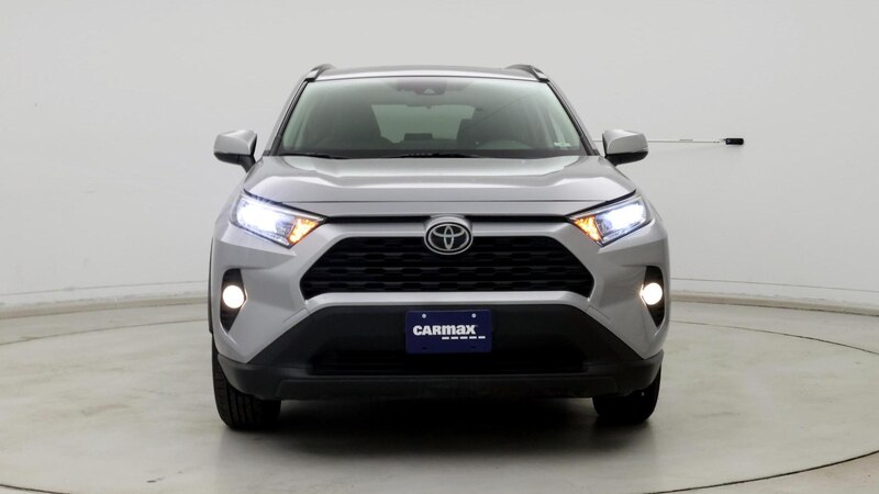 2019 Toyota RAV4 XLE 5