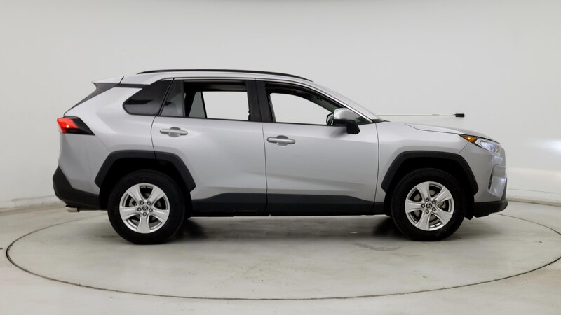 2019 Toyota RAV4 XLE 7