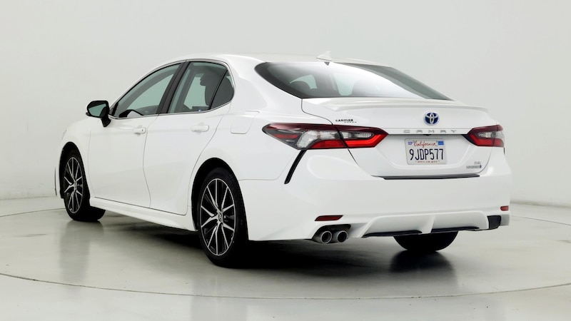 2024 Toyota Camry SE 2