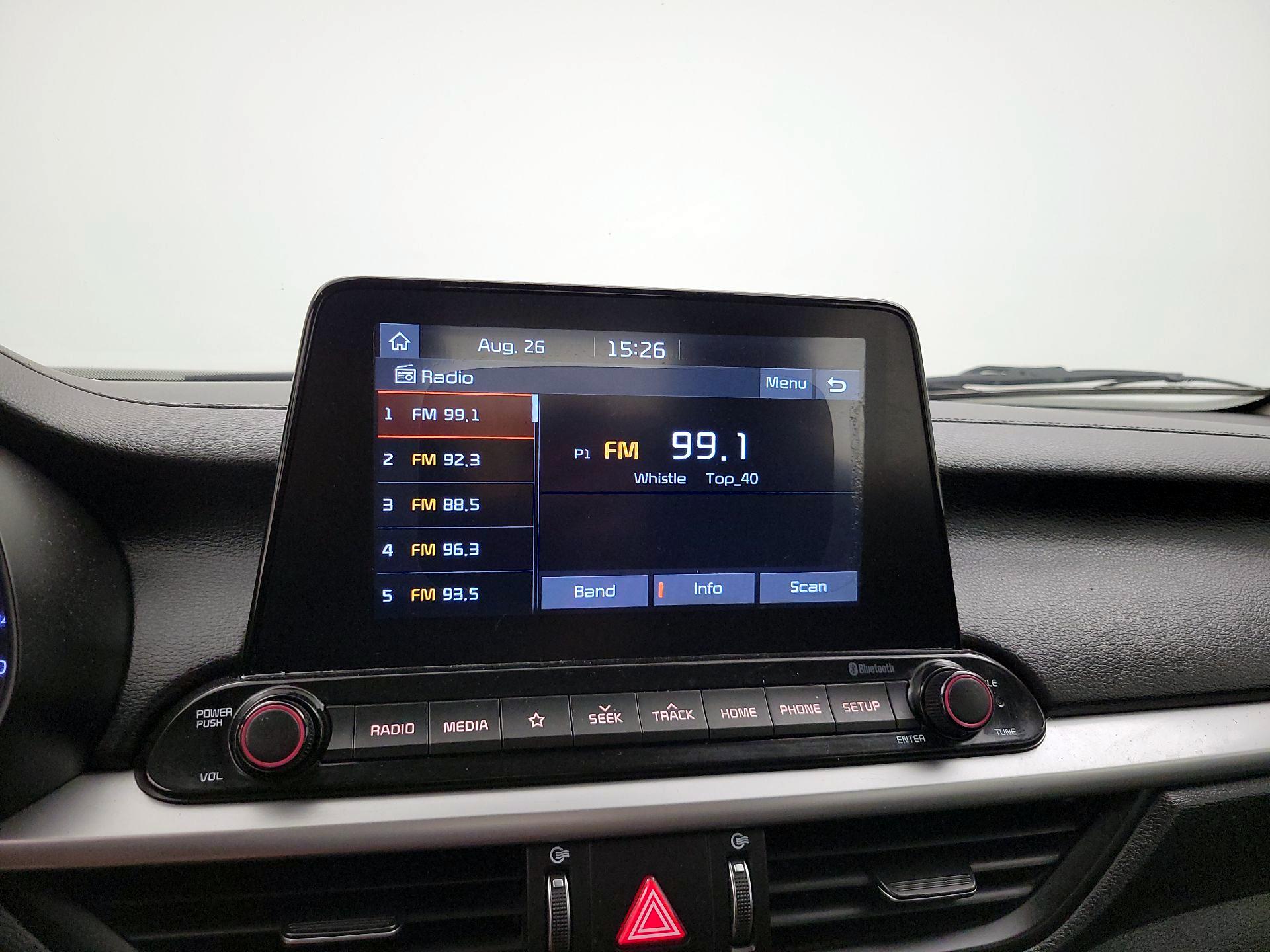 Thumbnail: 2020 Kia Forte - 15